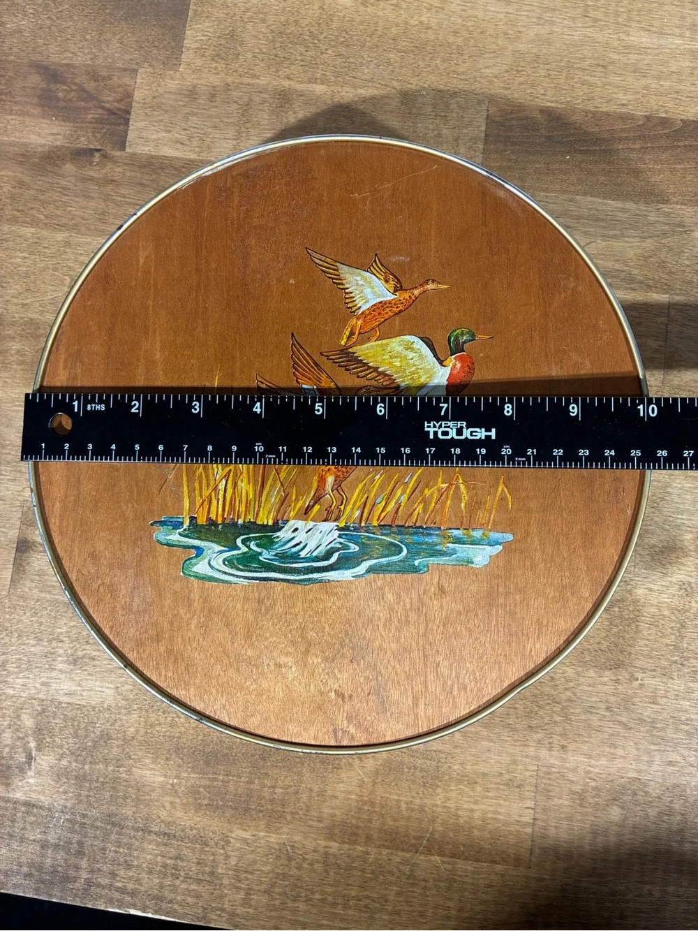 N/A vintage round